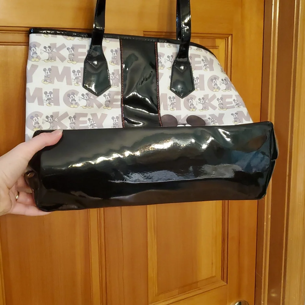 Disney x The Bradford Exchange Mickey Mouse Iconic Faux‎ Leather Tote Bag